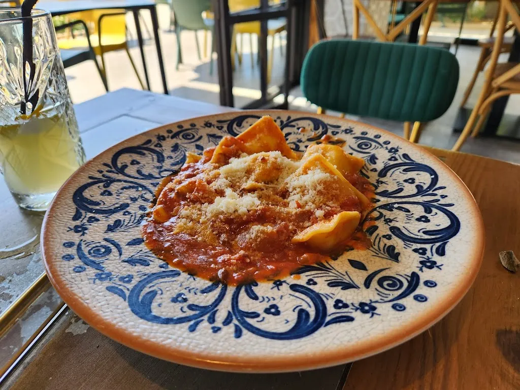 Paul Something_Bresca_Almería_review