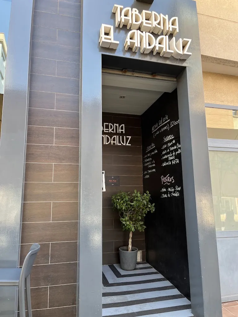 Taberna El Andaluz restaurant in Almería
