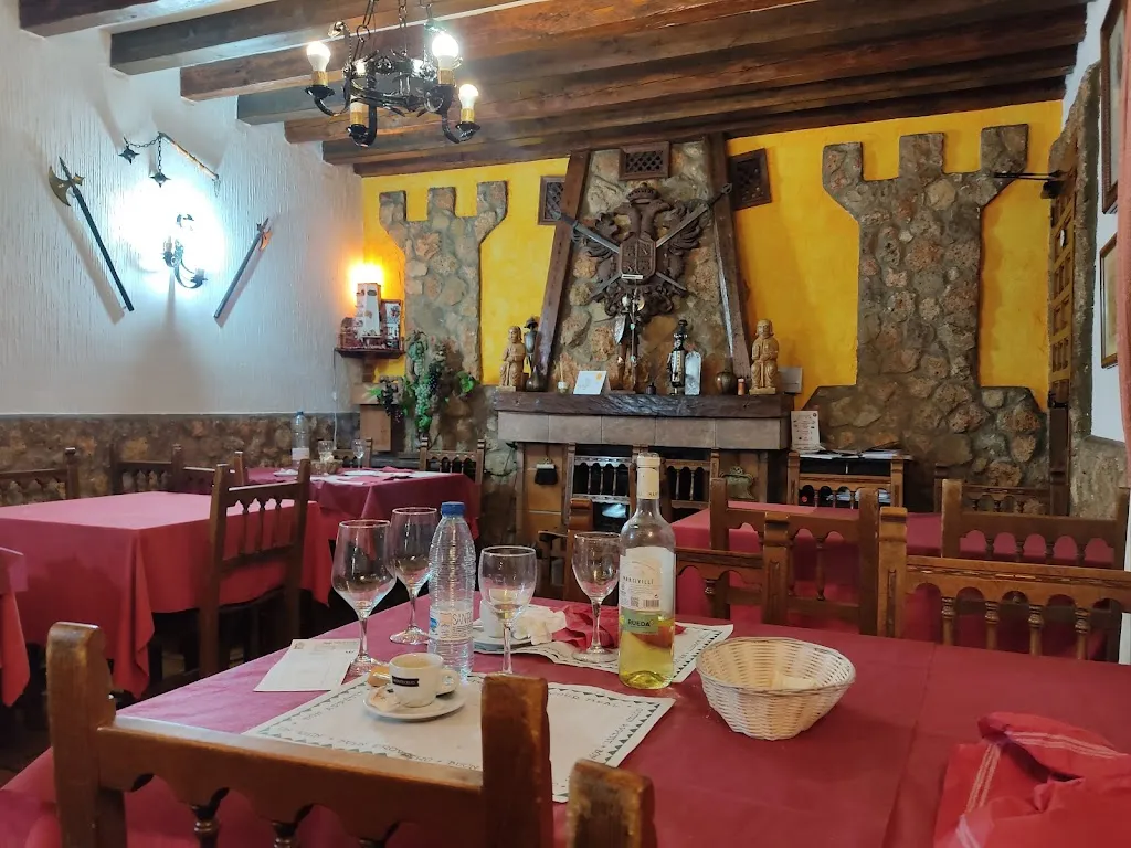 Mesón Villa de Urueña restaurant in Urueñas