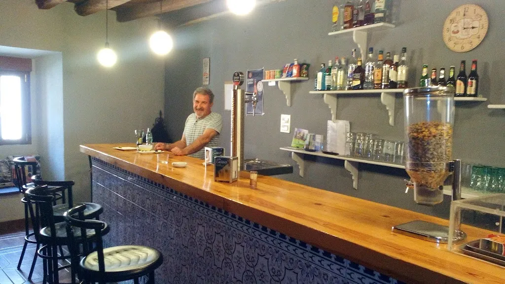 Bar El Alto ristorante a Valdevacas de Montejo