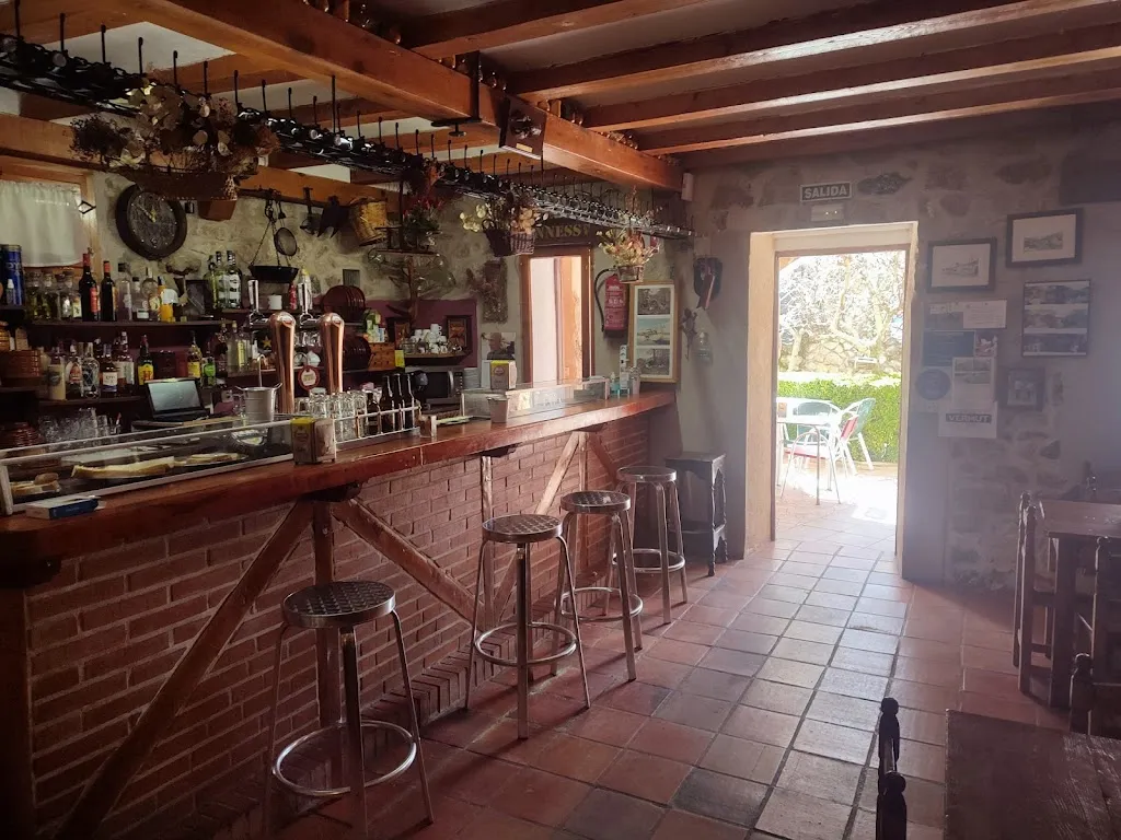 Bar Telarañas_Valleruela de Pedraza_slider_image_1