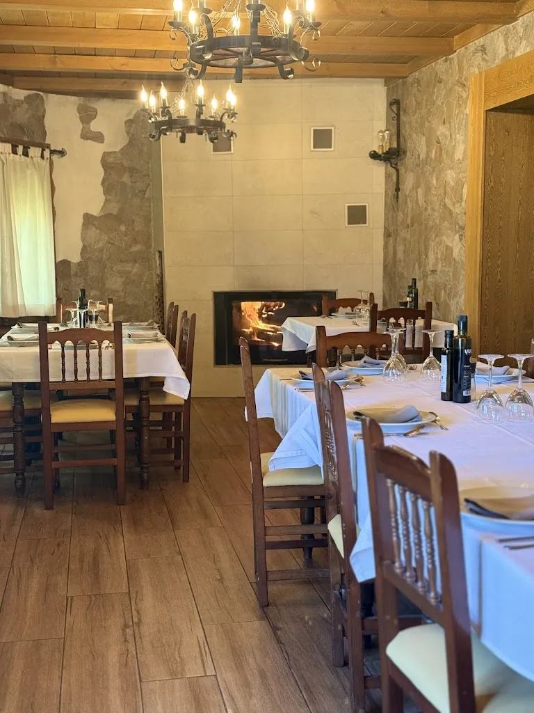 El Valle Bar Hostal Restaurante restaurant in Valtiendas