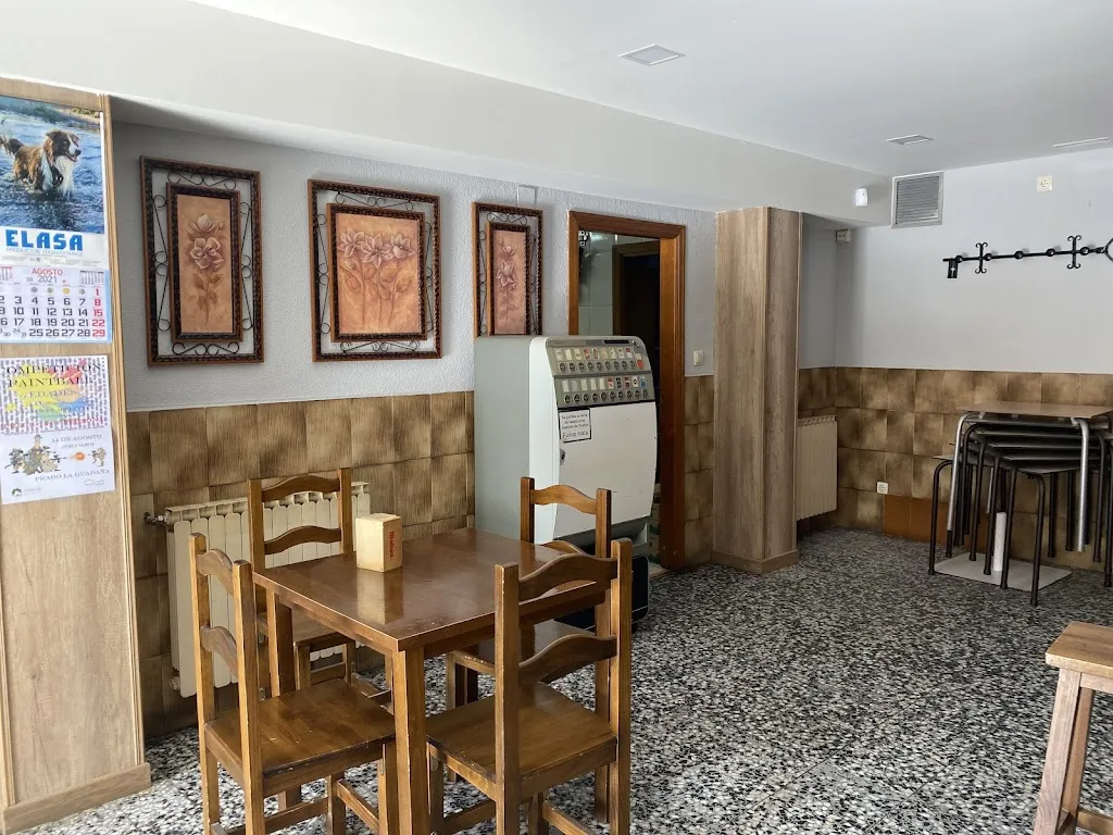 Bar Juanito_Valverde del Majano_slider_image_2