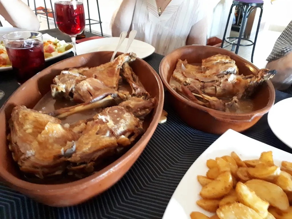 Eulalia Martín Rodríguez_Bar El Puente_Vegas de Matute_recensione