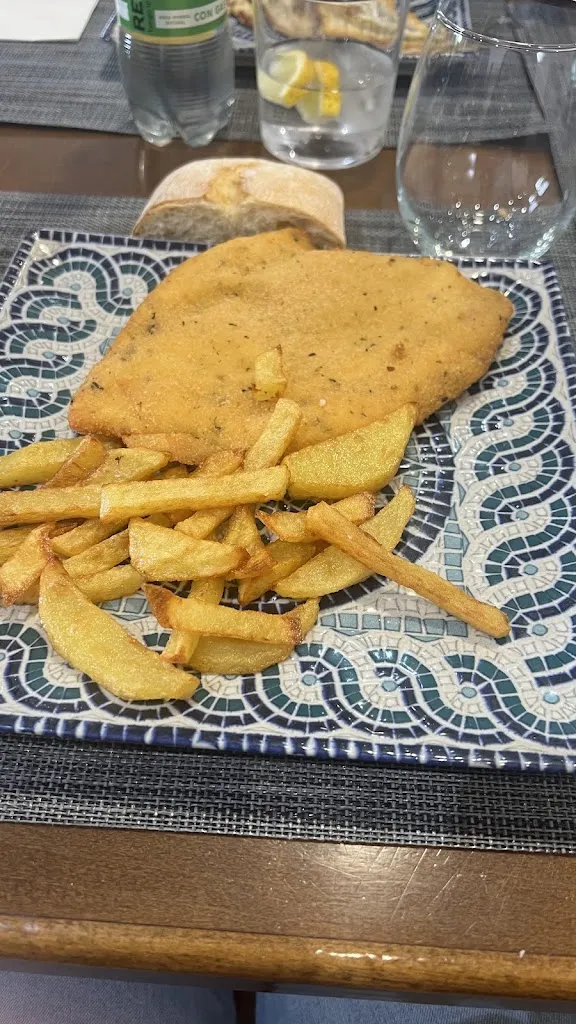 Aitana Martín_Hostal Restaurante El Candil _Villacastín_review