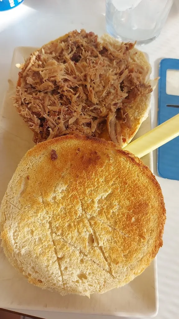 Carlos Reina Reina_Café Bar Los Dolmenes_Albaida del Aljarafe_recensione