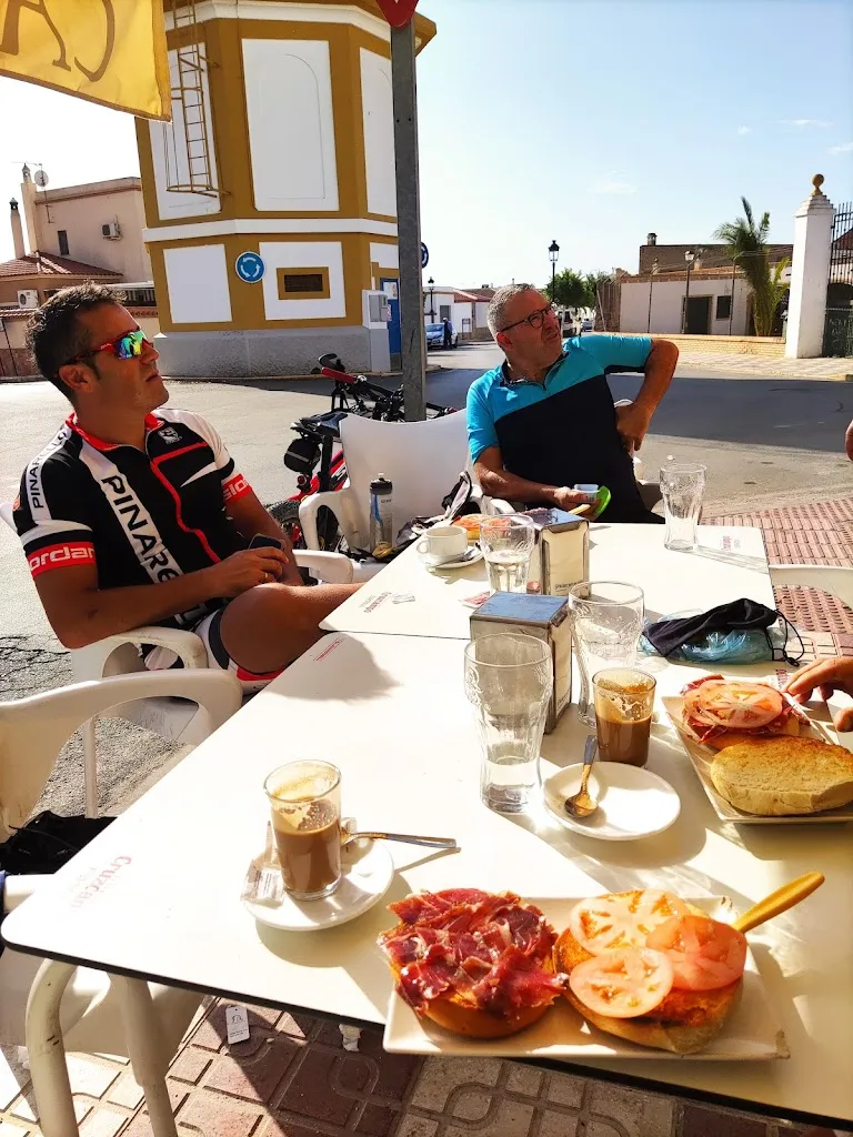 Café Bar Los Dolmenes_Albaida del Aljarafe_slider_image_3