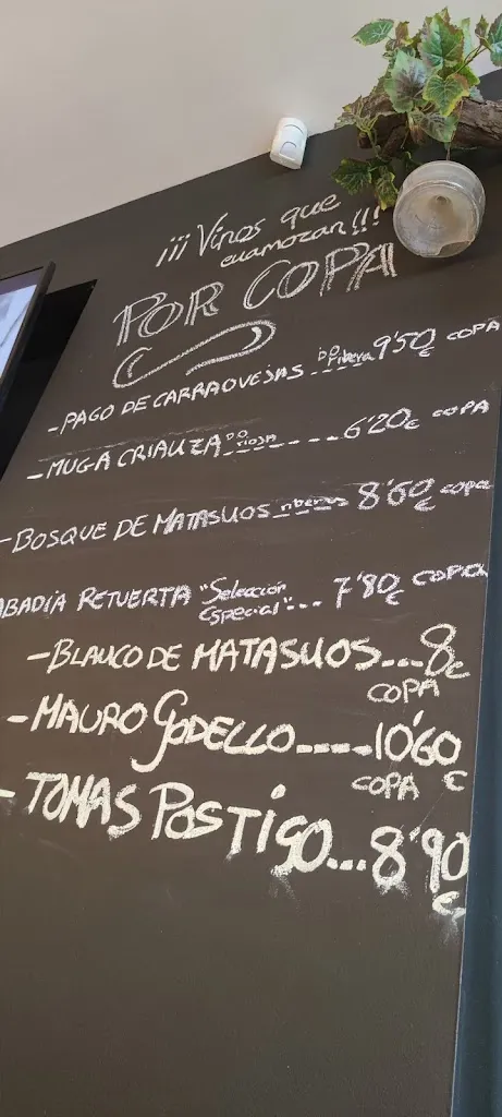 Menu_Bar Delira | Grupo Tracatá_Aguadulce_immagine_1