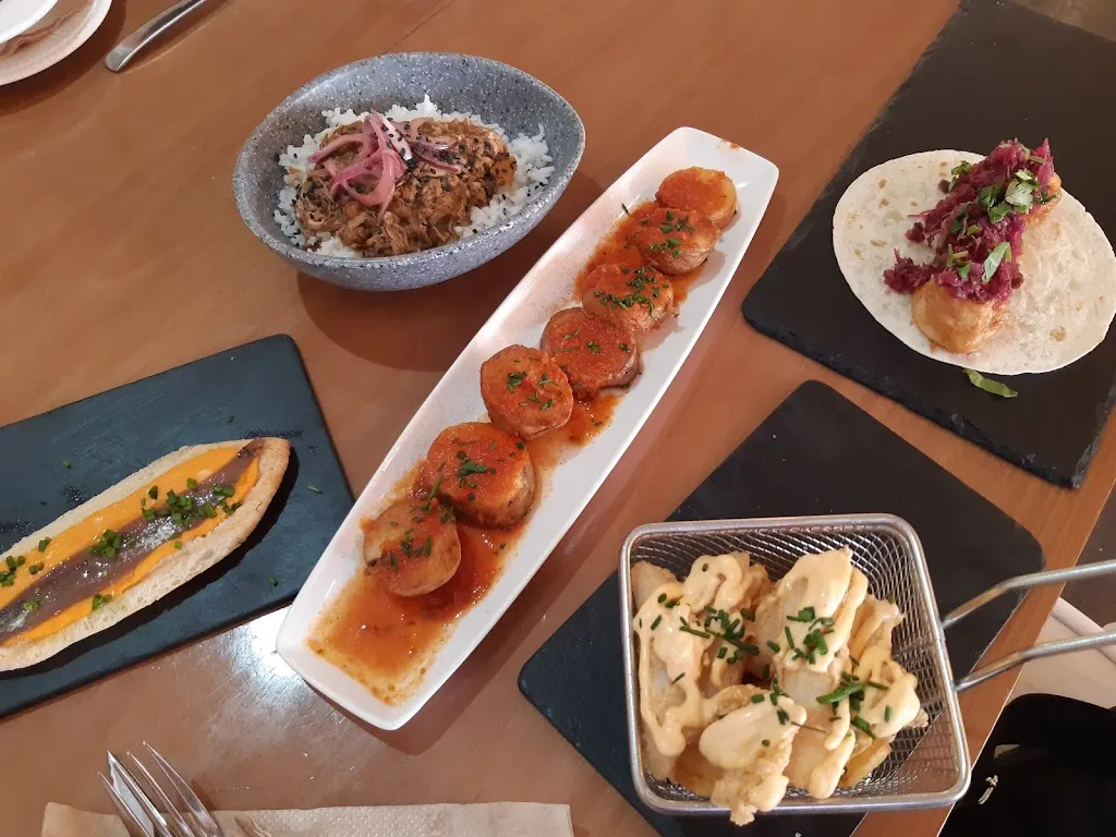 Menu_Bar Delira | Grupo Tracatá_Aguadulce_immagine_9