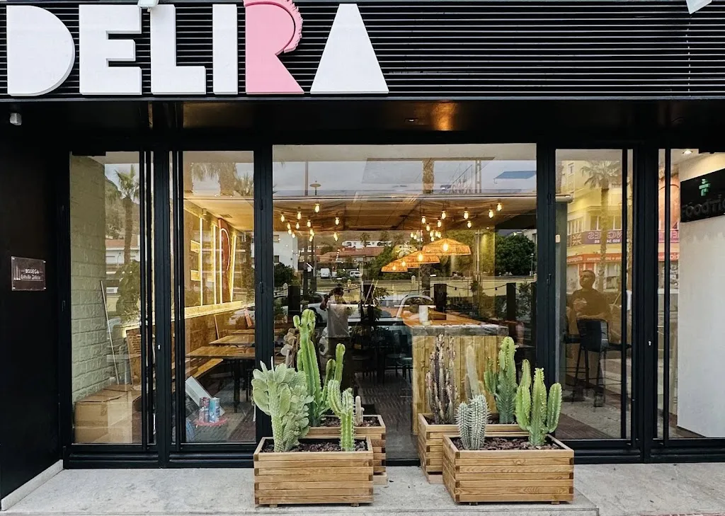 Bar Delira | Grupo Tracatá restaurant in Aguadulce