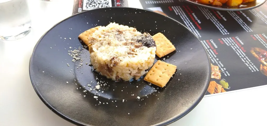 Timothy Peter Ridgway_L'arrivée Tapas y Mucho Más_Aguadulce_recensione