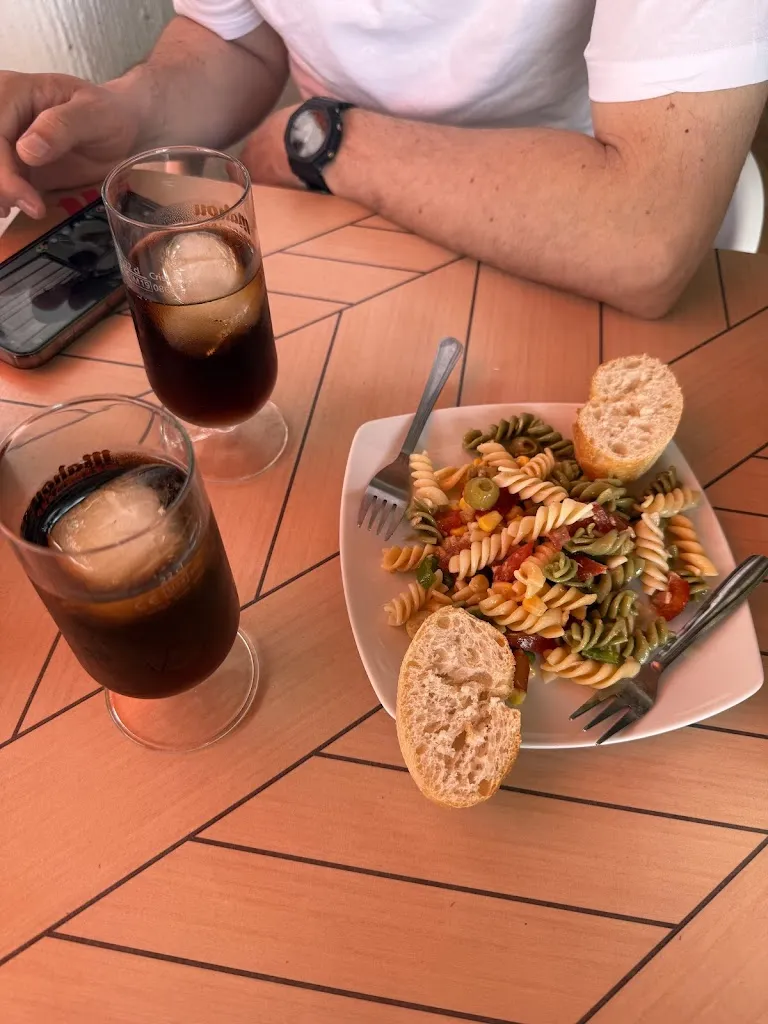 María García Martínez_Restaurante La Trainera_Aguadulce_review