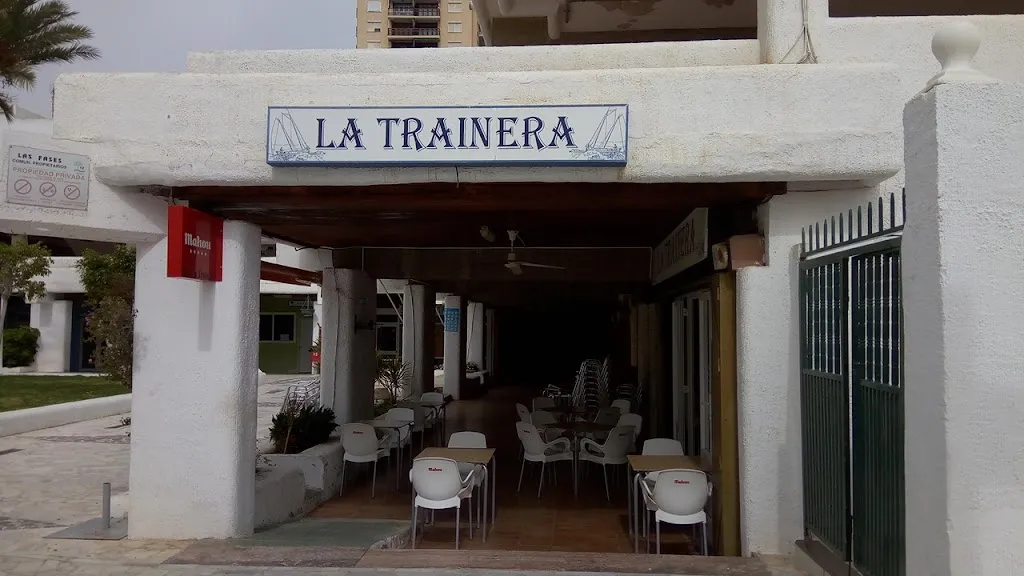 Restaurante La Trainera restaurant in Aguadulce