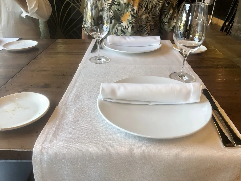 Tina Handley_Mistela Gastronomía_Aguadulce_review