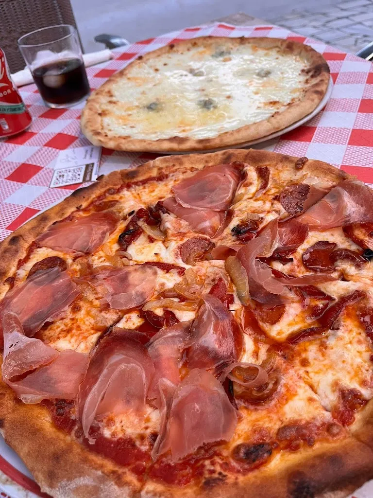 Arie Tibi_Restaurante Papa Pizzería_Aguadulce_review