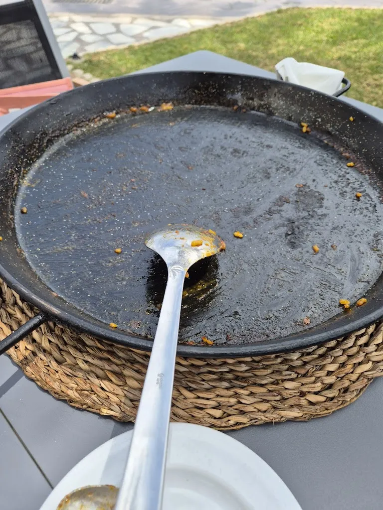 EOGHAN LAVIN_Restaurante El Navio_Aguadulce_review