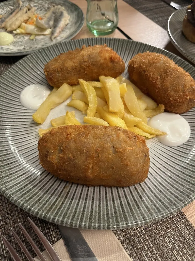 Pablo Torrecillas_Mi lugar en Aguadulce_Aguadulce_review