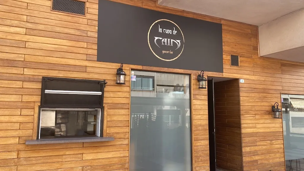 Tapas Bar La Pecera de Aguadulce restaurant in Aguadulce