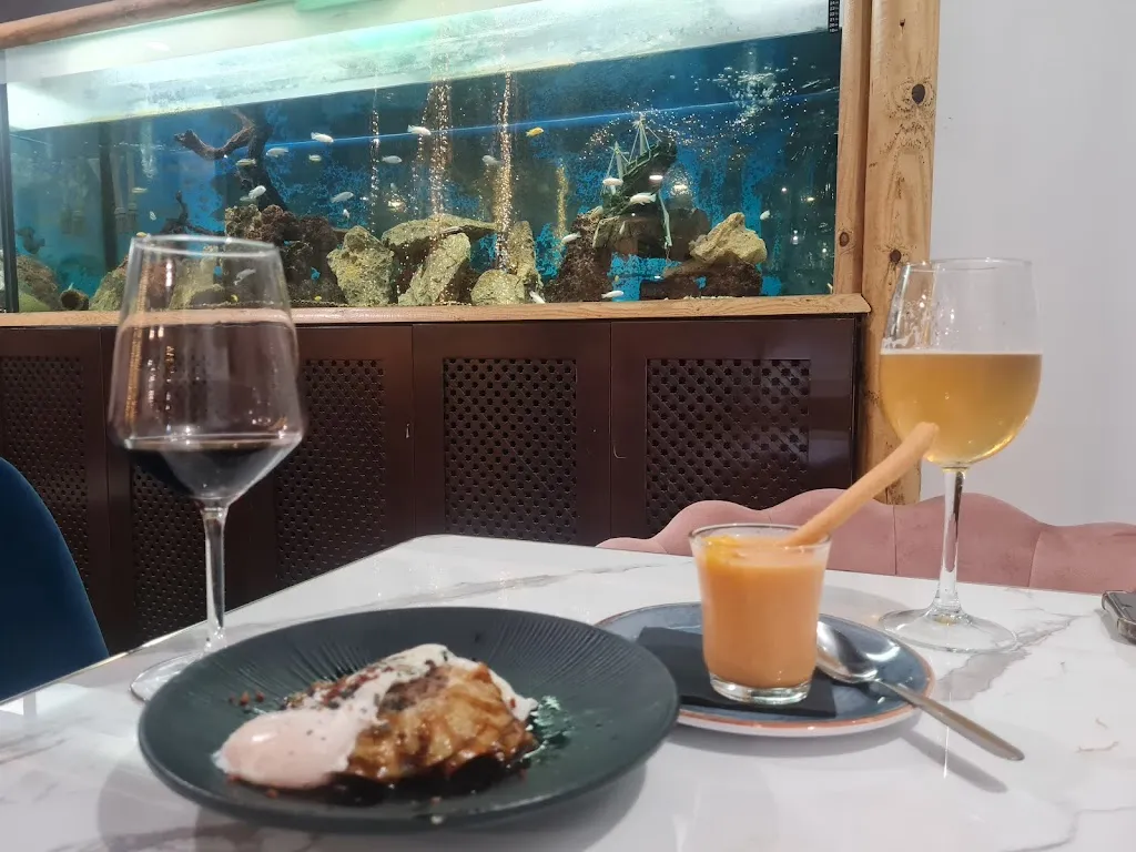 EVA Ma GUERRA RETAMERO_Tapas Bar “La Pecera de AguaDulce”_Aguadulce_review