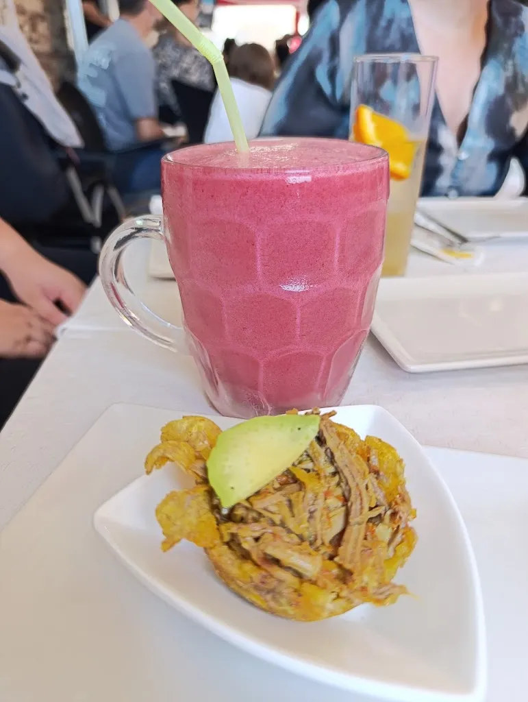 Patrycia M._A tu Vera Tapas Bar_Aguadulce_recensione