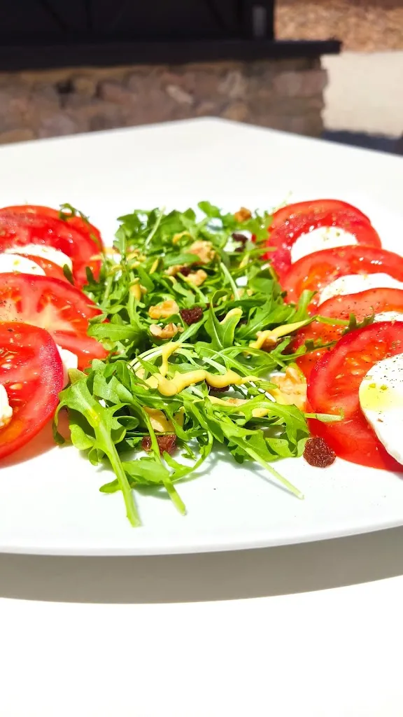 Maria Karakousi_Casanostra_Aguadulce_review