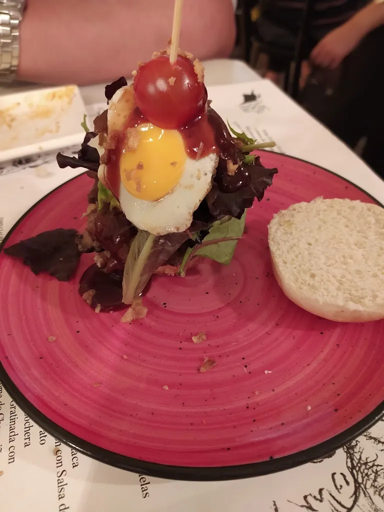 Iryna Loyik_Bar La Cochera_Alcalá de Guadaira_review