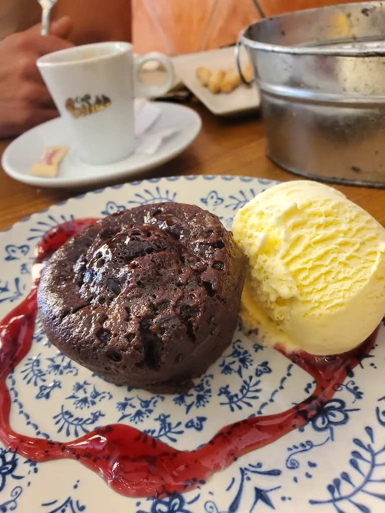 Delghis De Jesus_La Parada Bar de tapas_Alcalá de Guadaira_review