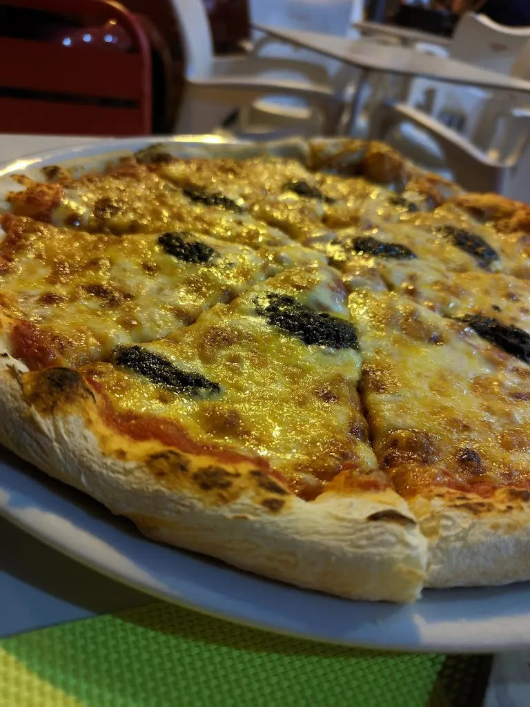 Norberto Pérez_Independent Pizza Company_Alcalá de Guadaira_review