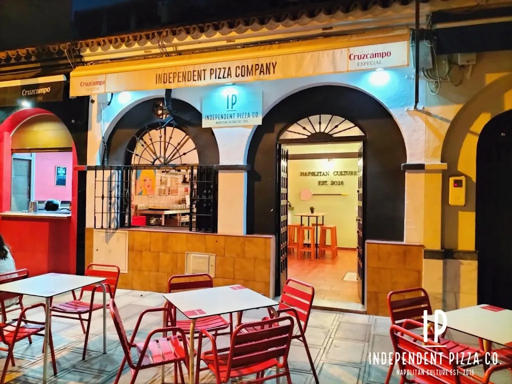 Independent Pizza Company restaurant in Alcalá de Guadaira