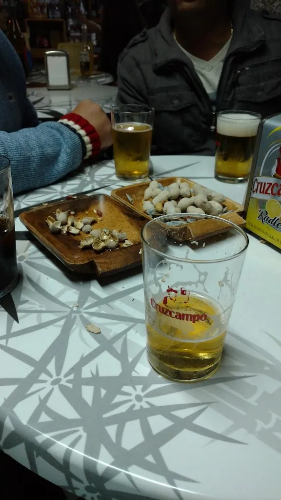 Paco Bar_Alcolea del Río_slider_image_3