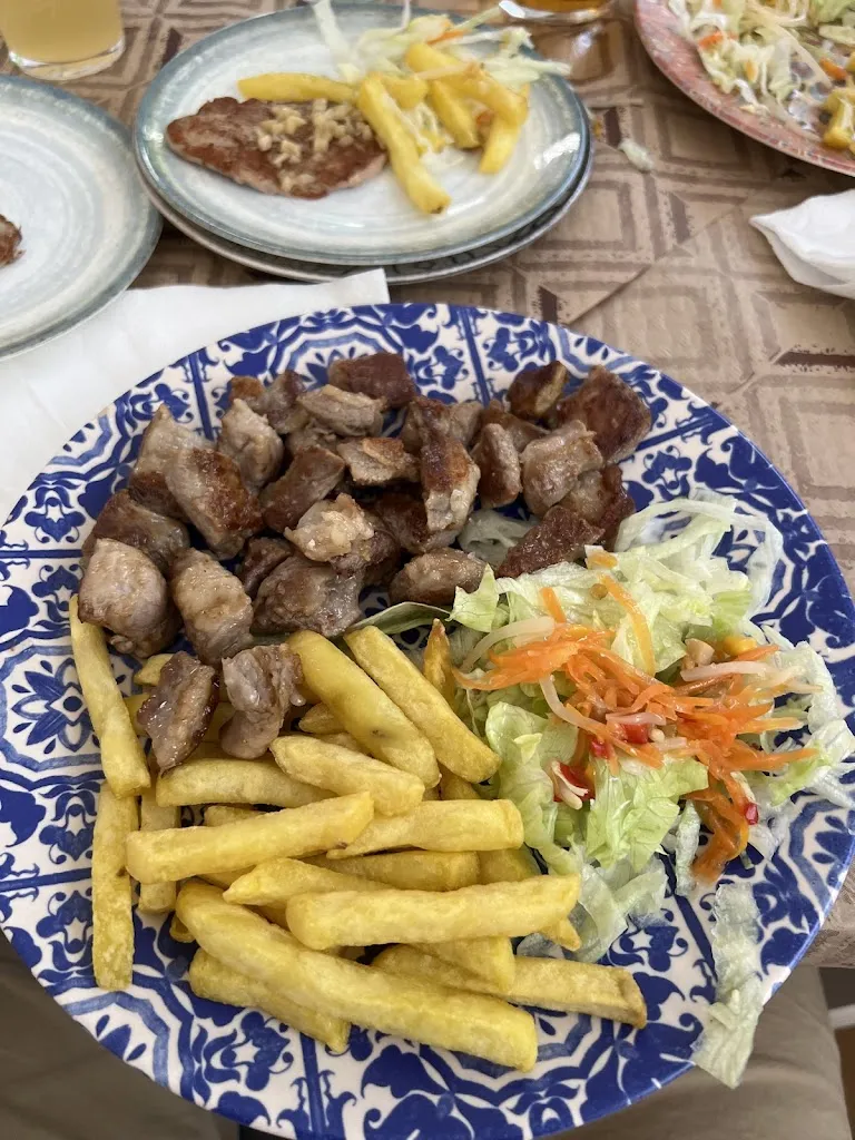 Hostal Restaurante Gautama_Alcolea del Río_slider_image_1