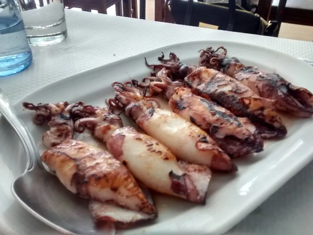 Lucas Andion_cafe bar xouba_Carnota_review