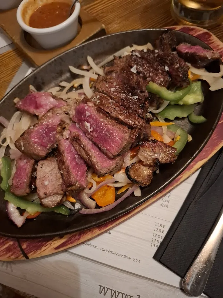 Francesco Bucci_Las Patronas Almería_Almería_recensione