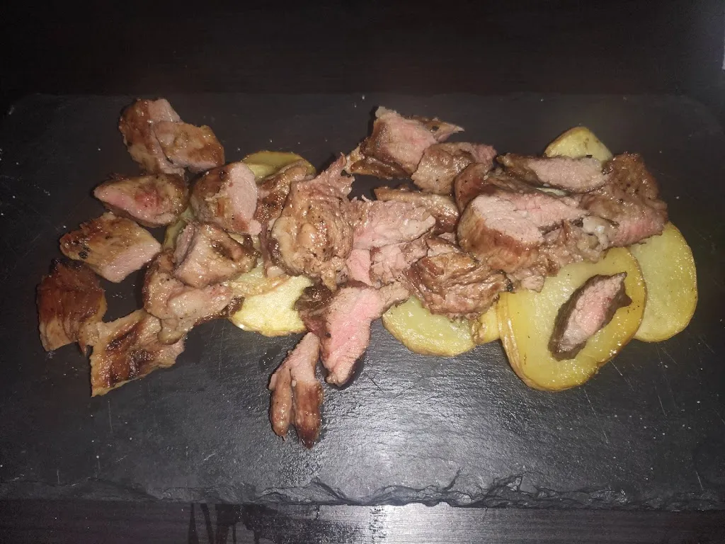 Eduardo_Restaurante La Tinaja_Almadén de la Plata_review