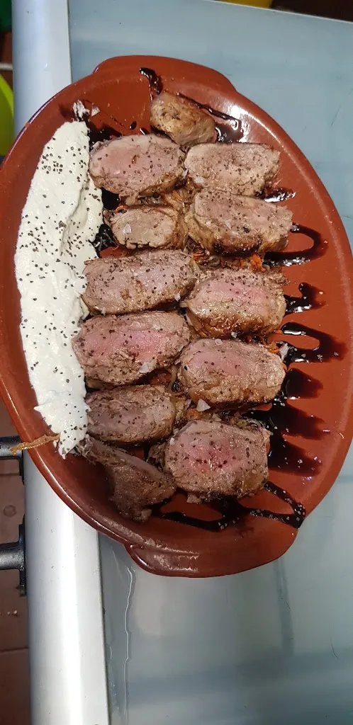 Restaurante La Tinaja_Almadén de la Plata_slider_image_2