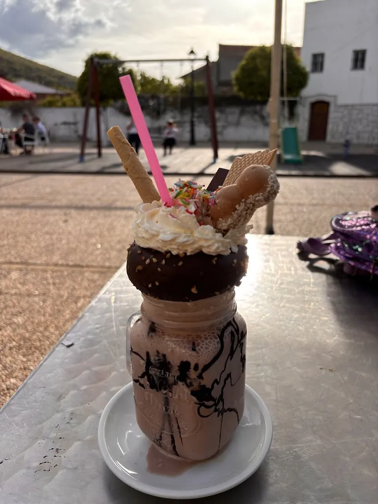 Menu_Bar Las Hermanas_Almadén de la Plata_image_8