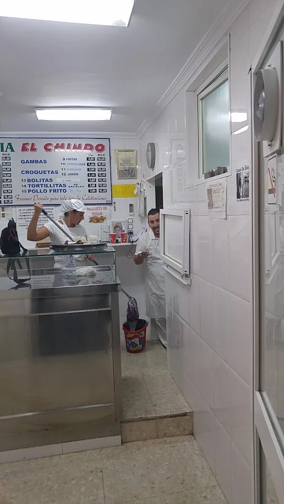 Juanma González_El Chindo 1, Freidurías_Algaba La_review