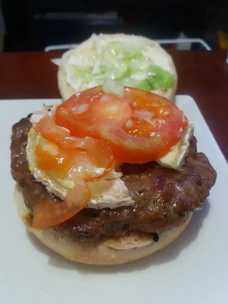 El último cartaginés FMA77_Acuariobar El Arrecife_Algaba La_review