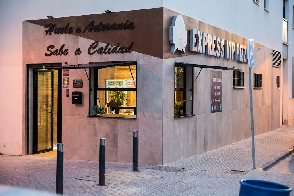 Express Vip Pizzas La Algaba ristorante a Algaba La