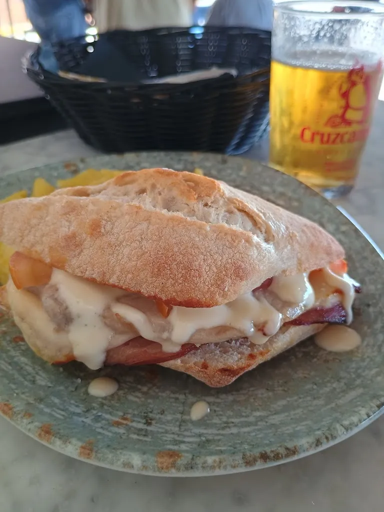 Emilio García Díaz_Bar Casa Richard_Almensilla_review