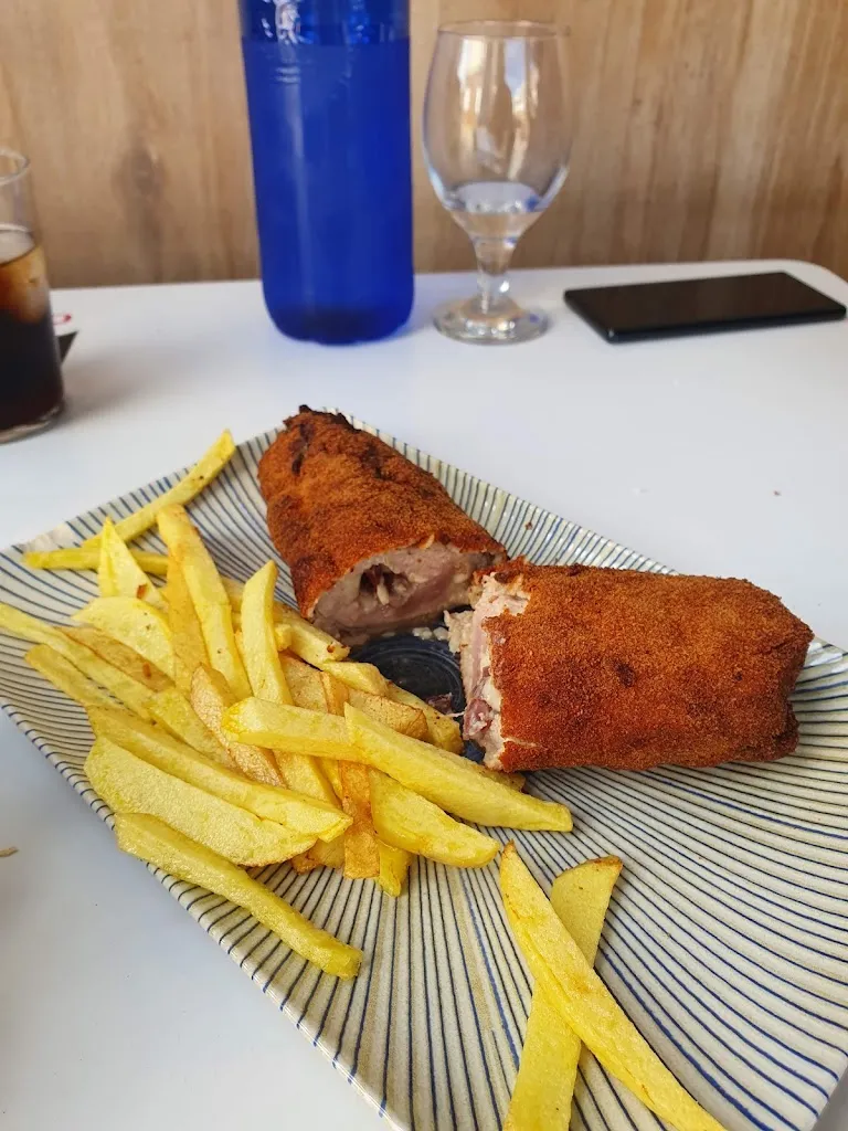 Bar Casa Richard_Almensilla_slider_image_3