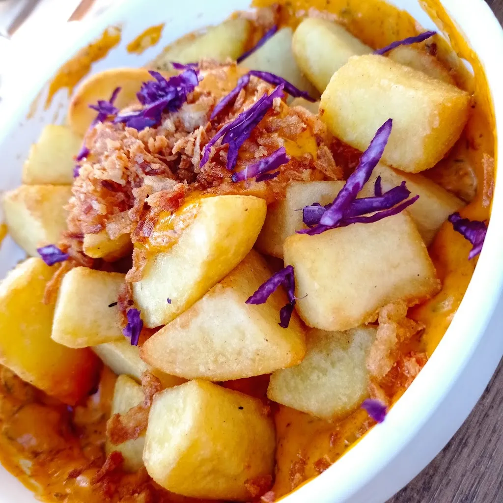 Joann Barnes_Bodega El RUMBO_Almensilla_review