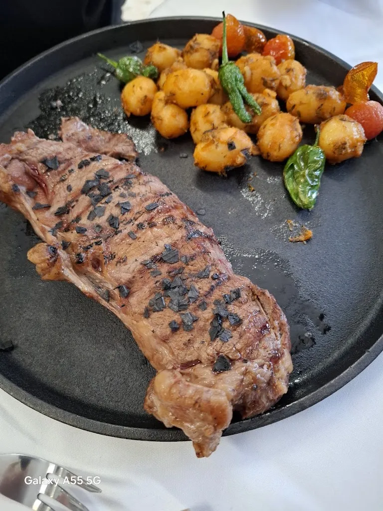 Encarna Lopez Torres_GomeX restaurante_Aznalcázar_review