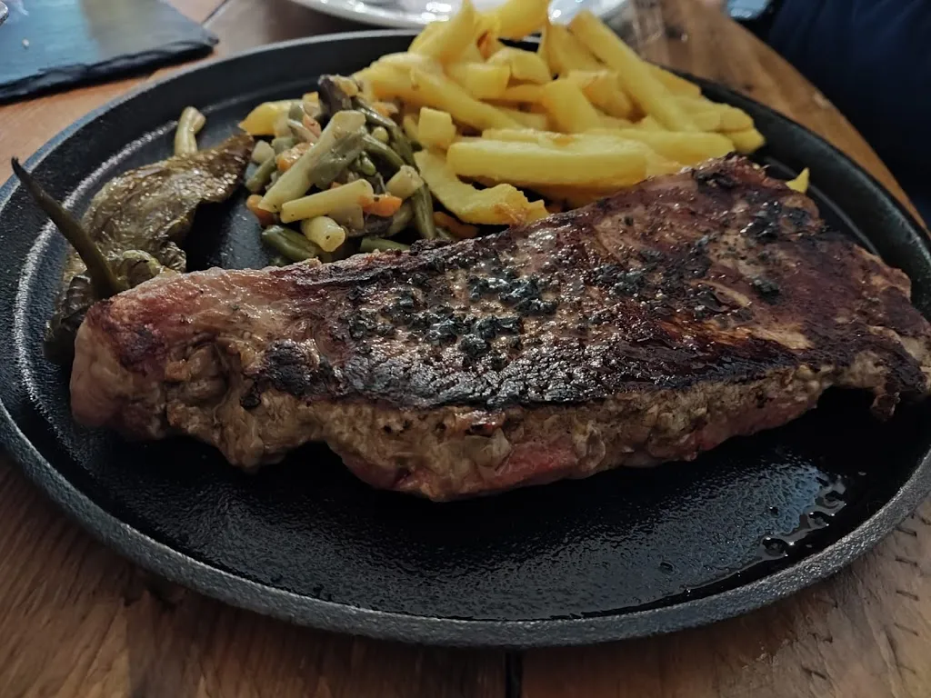 Bar Restaurante Dehesa Nueva_Aznalcázar_slider_image_3