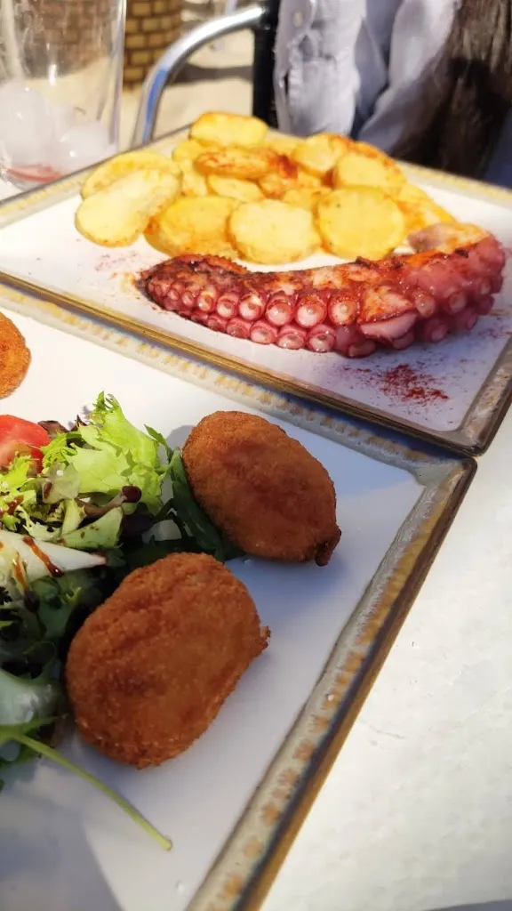 Laura Díaz Mondaza_Restaurante Las Adelfas_Aznalcóllar_review