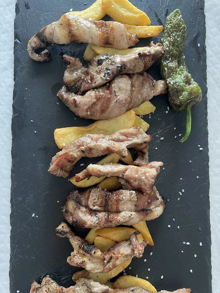 Restaurante Las Adelfas_Aznalcóllar_slider_image_3