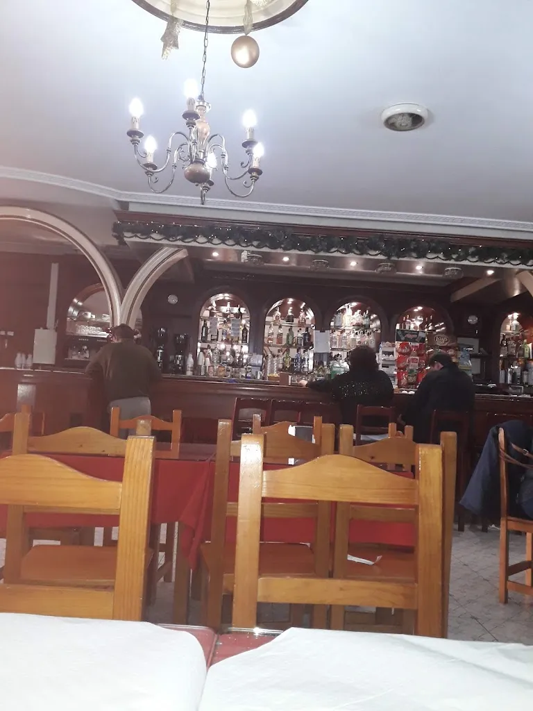 Mari Paz Moreno_Cafeteria-Restaurante Los Arcos_Aznalcóllar_review