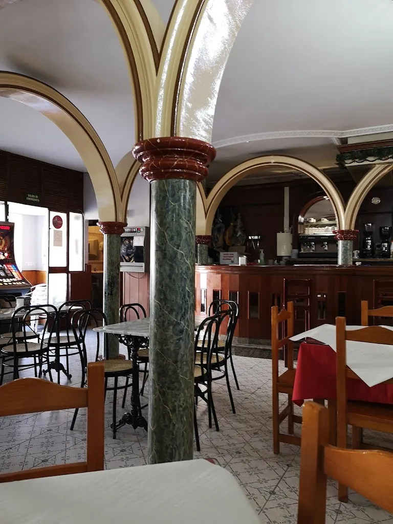 Cafeteria-Restaurante Los Arcos_Aznalcóllar_slider_image_3