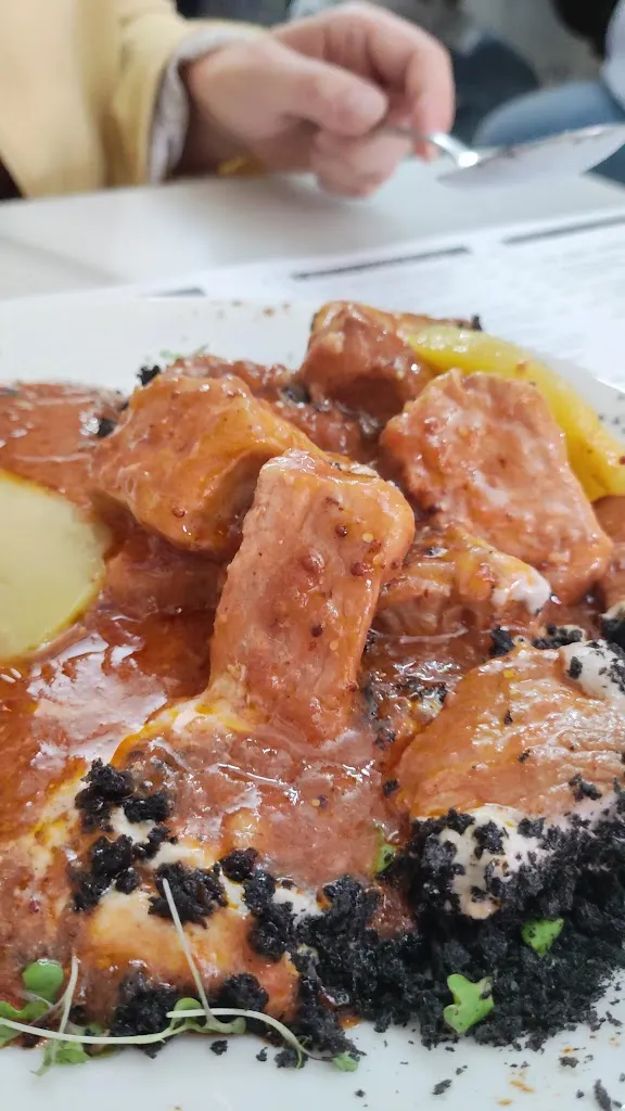 Bodega La Mazaroca restaurant in Arahal