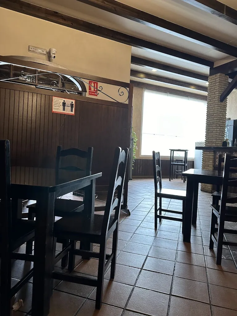 Alex Besser_Bar Restaurante Monte Mayor_Arahal_review